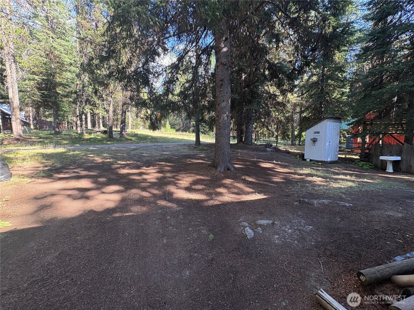 282 Thompson Street Property Photo 18