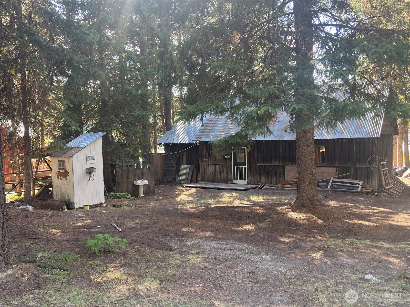 282 Thompson Street Property Photo 21
