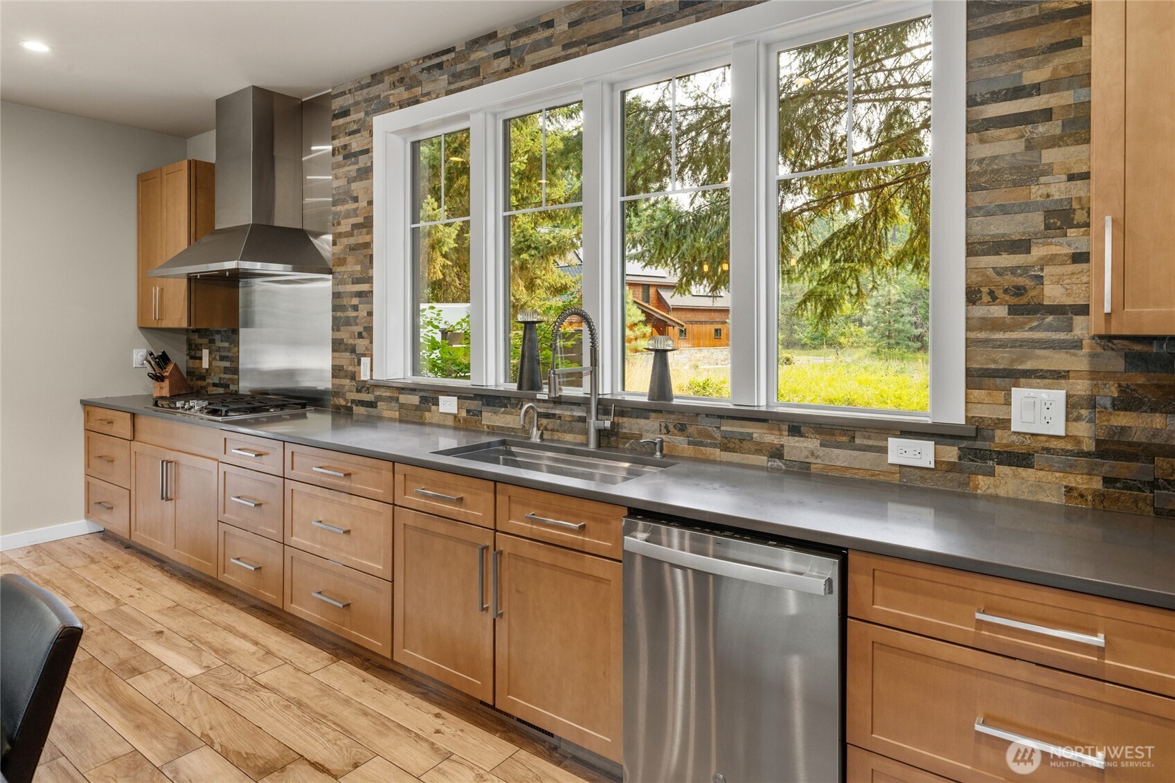 110 Spirea Court Property Photo 15