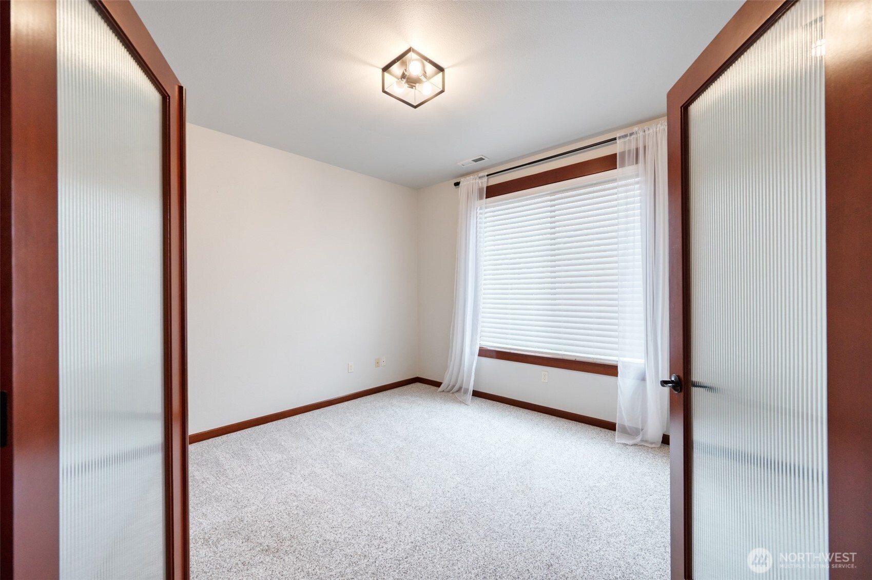 17103 138th Avenue Property Photo 6