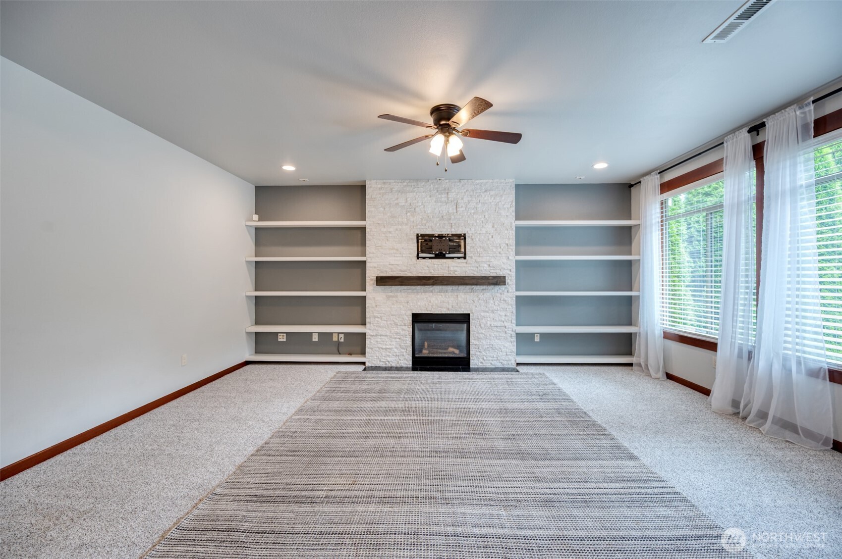 17103 138th Avenue Property Photo 8