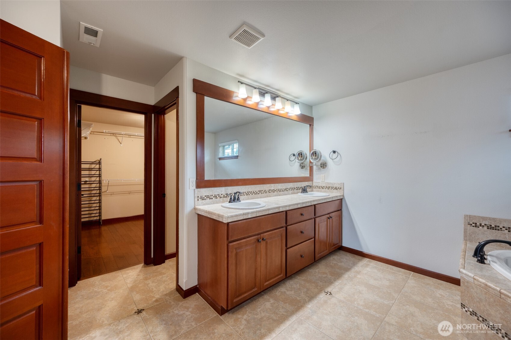 17103 138th Avenue Property Photo 18