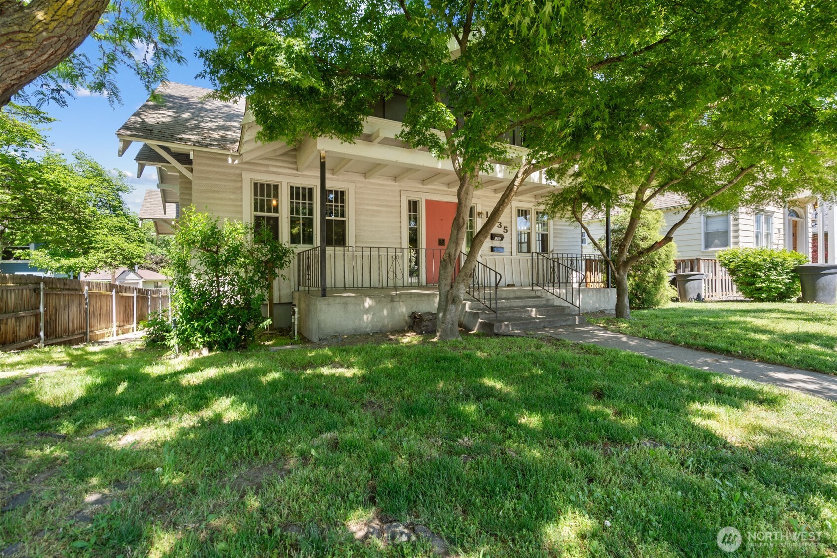 1035 Isaacs Avenue Property Photo 1