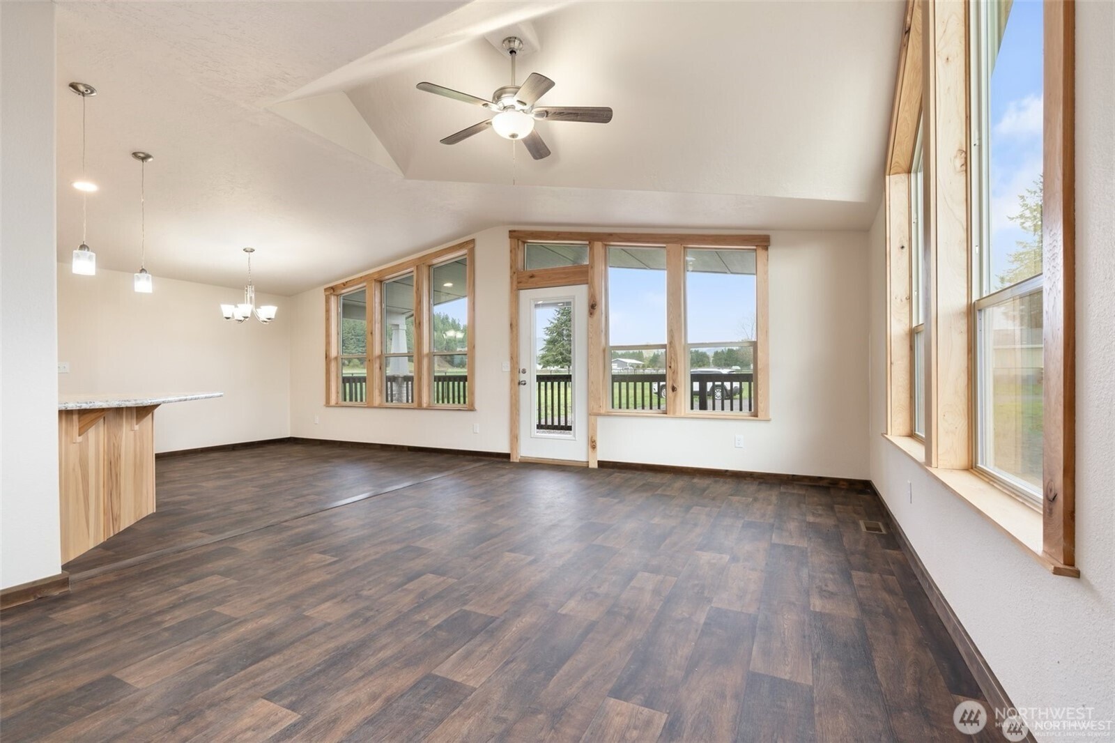 210 Mossyrock Road Property Photo 7