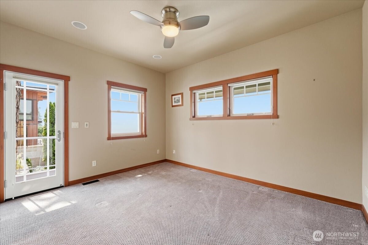 15 Helios Hills Lane Property Photo 22