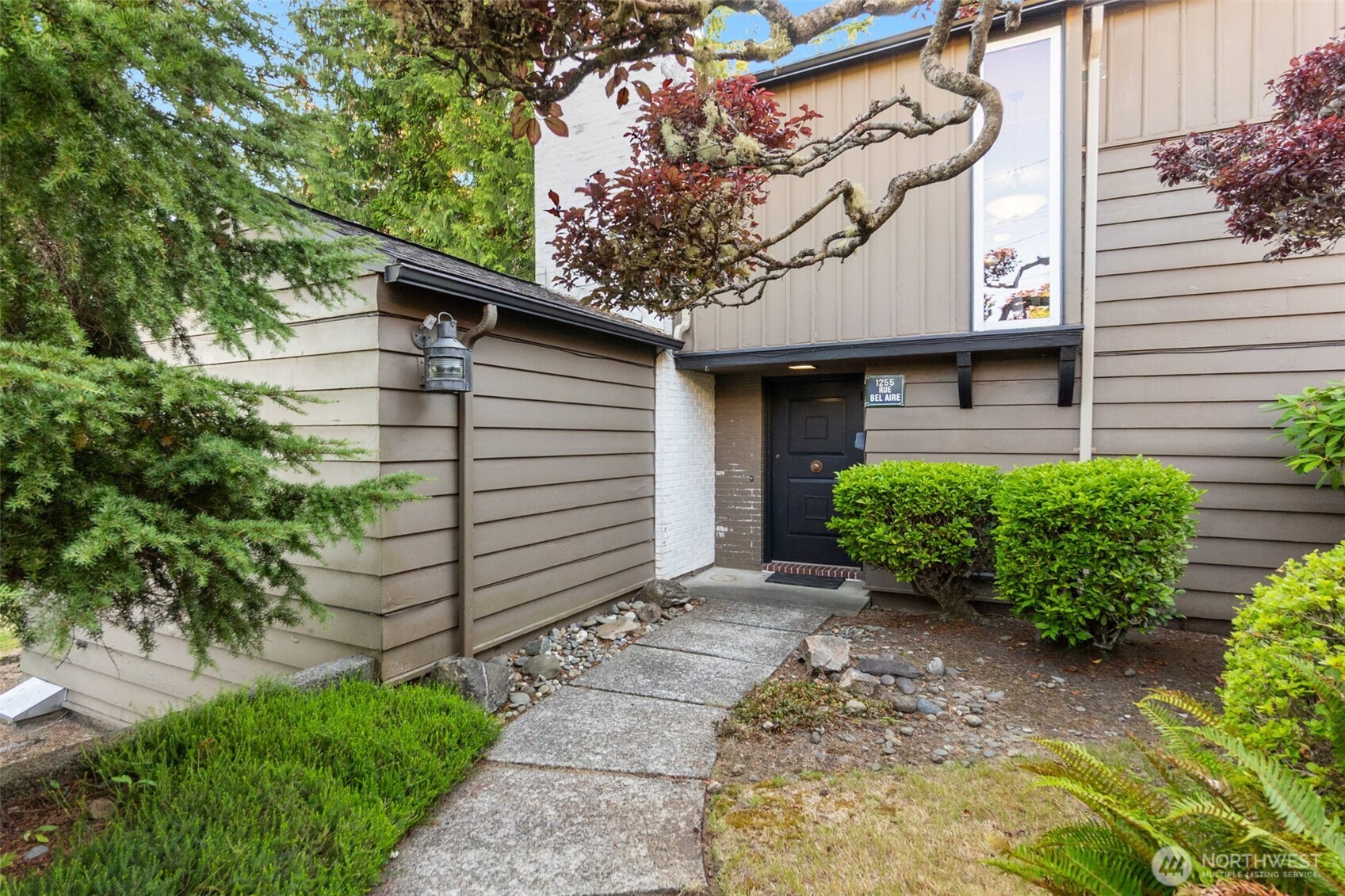 1255 Bel Aire Property Photo 4
