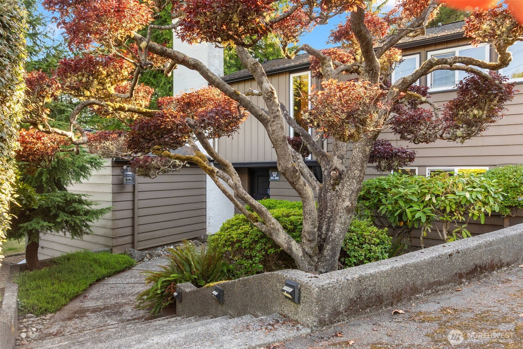 1255 Bel Aire Property Photo 9