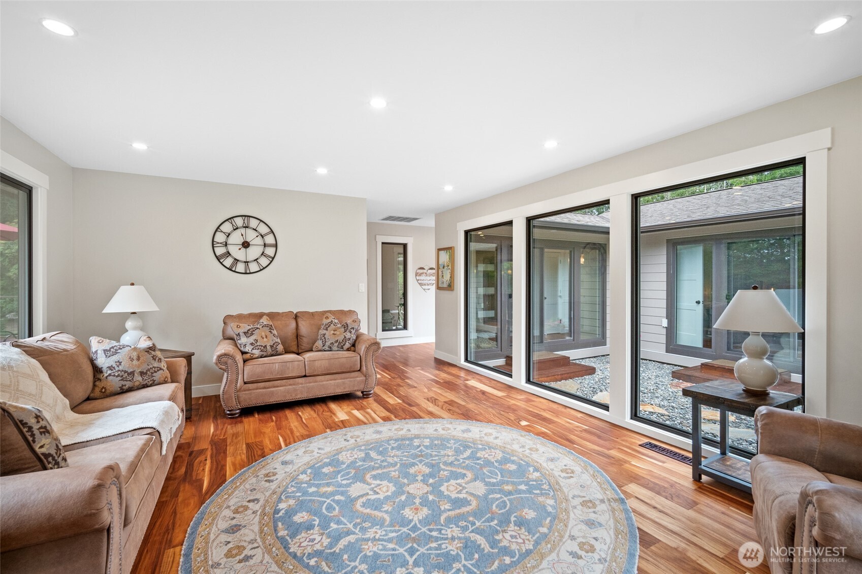5830 Mission Road Property Photo 15