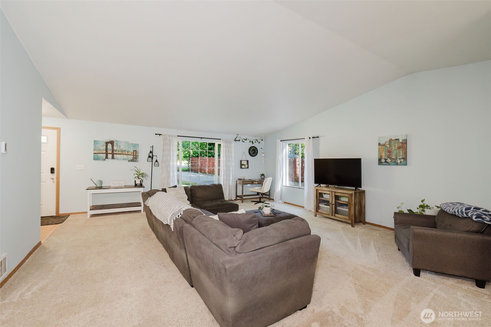 13608 132nd Street Ct Property Photo 4