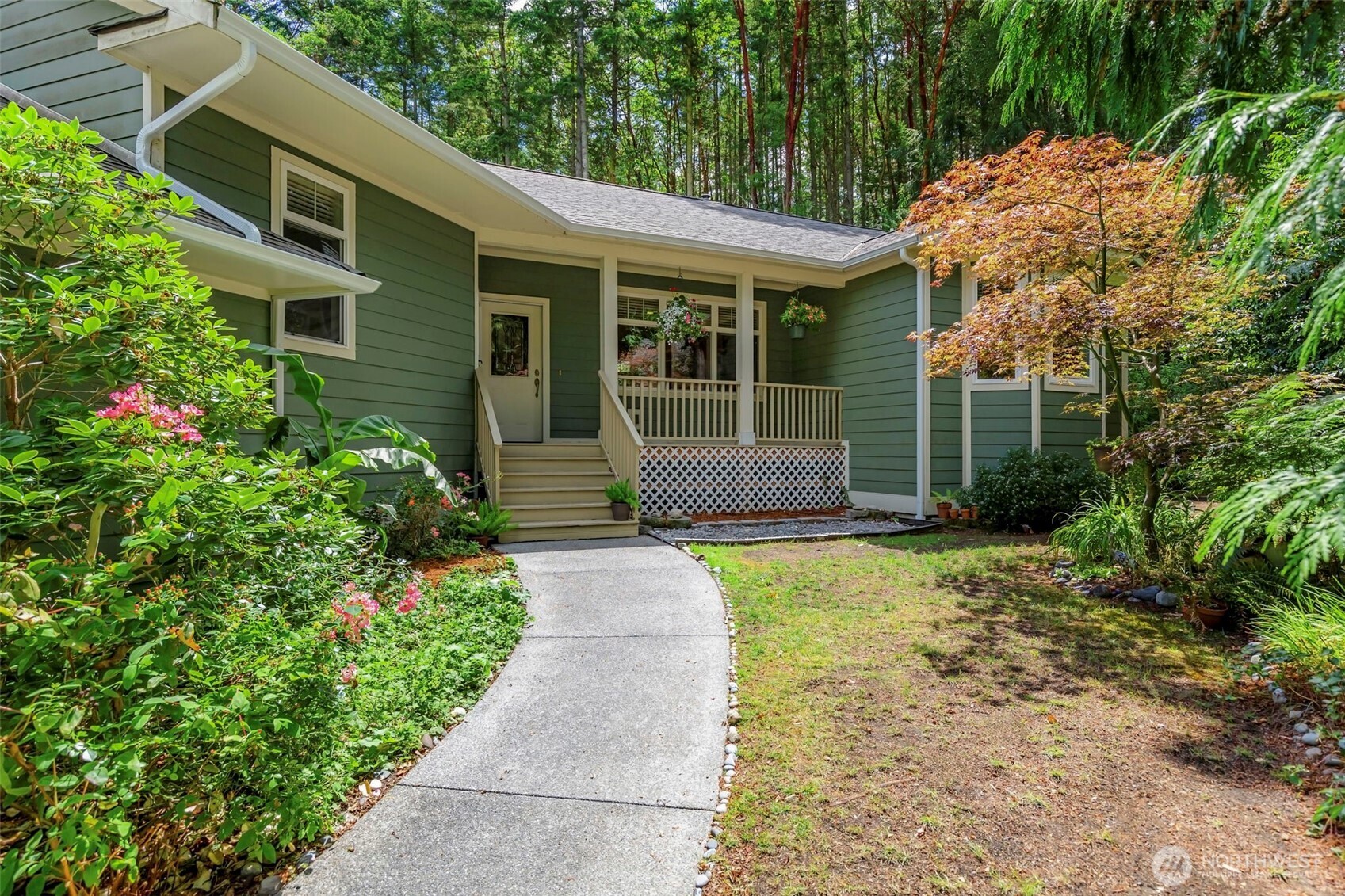 155 Louisa Street Property Photo 3