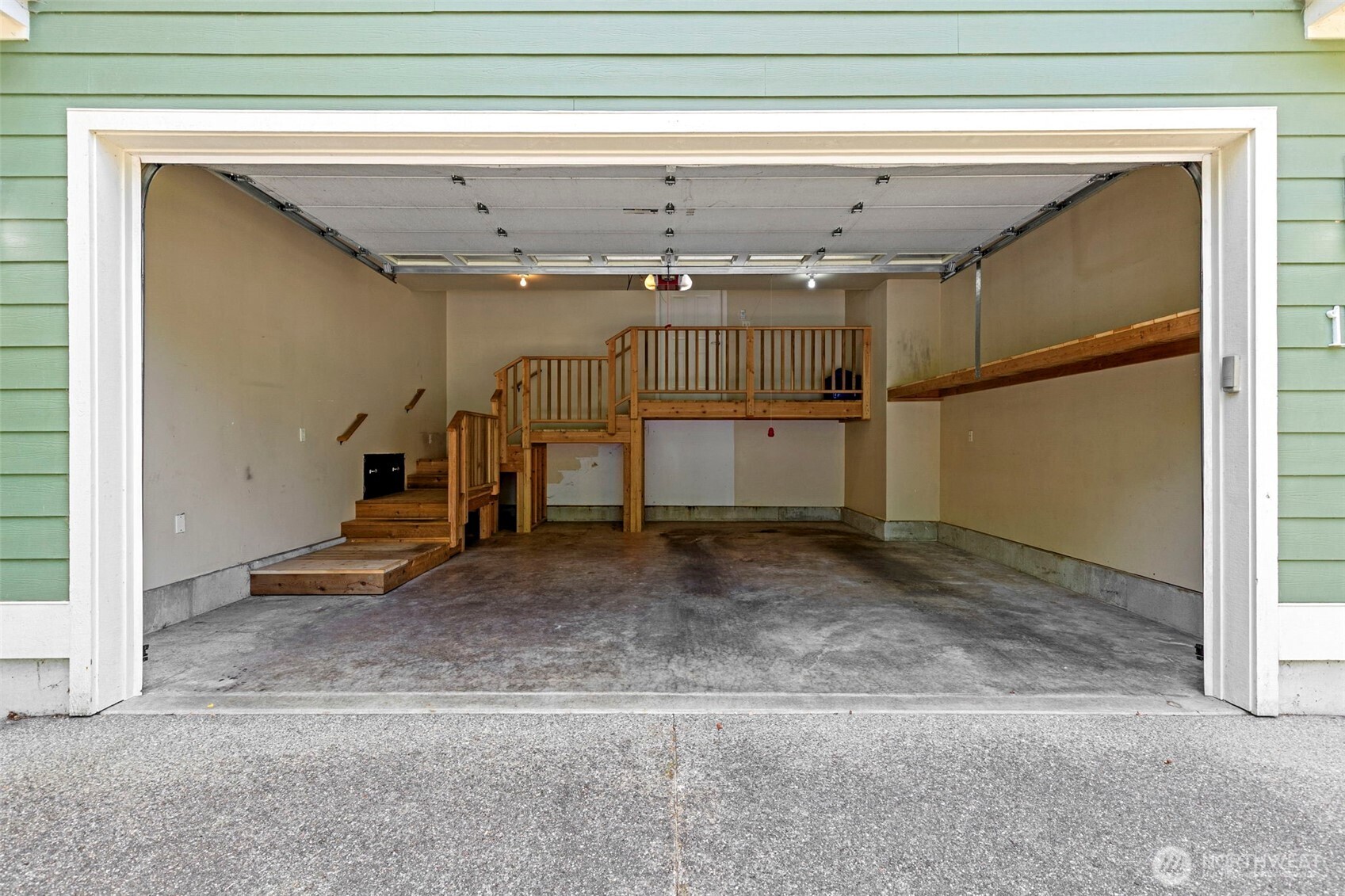 155 Louisa Street Property Photo 37