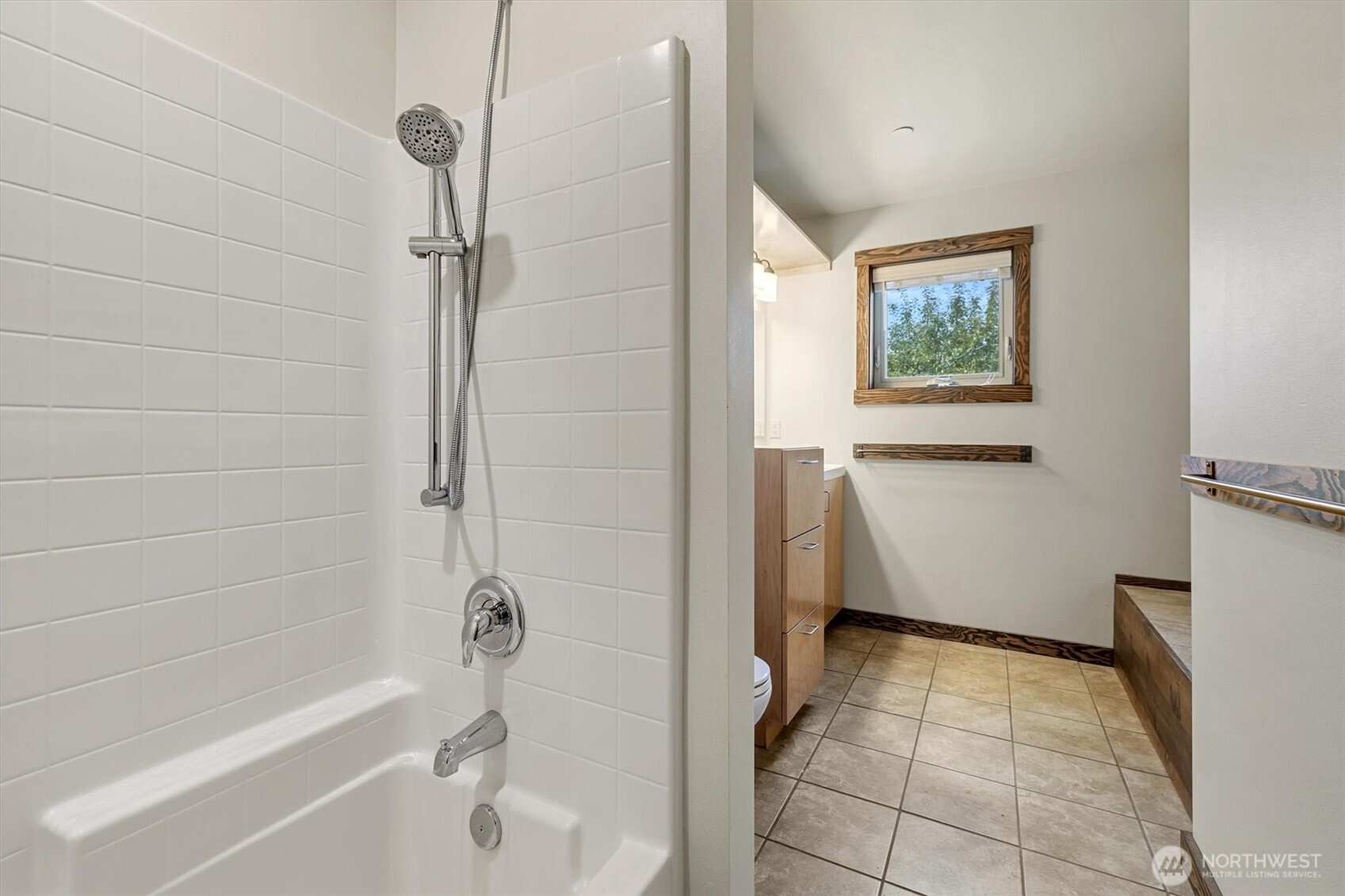 128 Abbott's Alley Property Photo 27