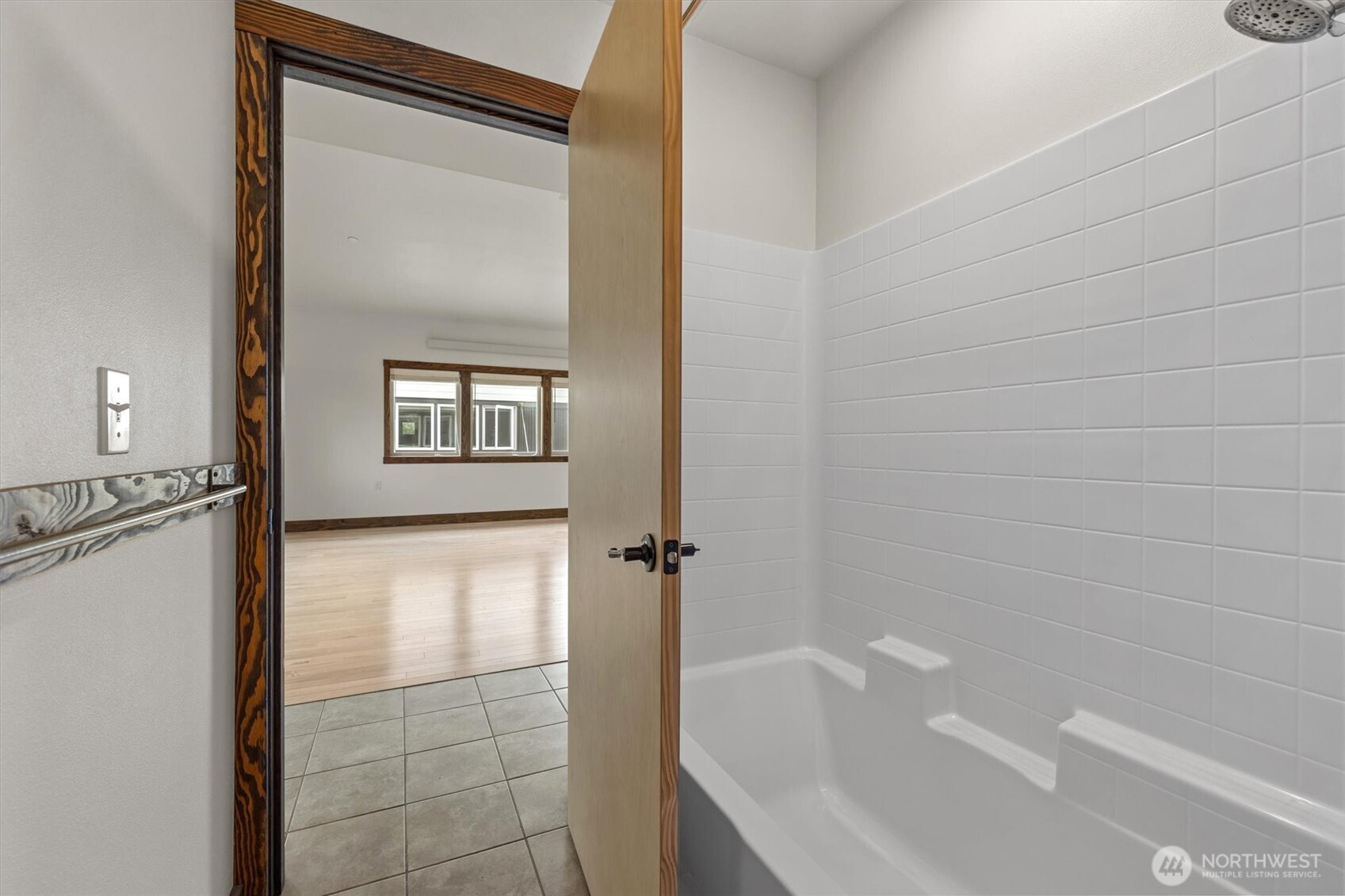 128 Abbott's Alley Property Photo 28