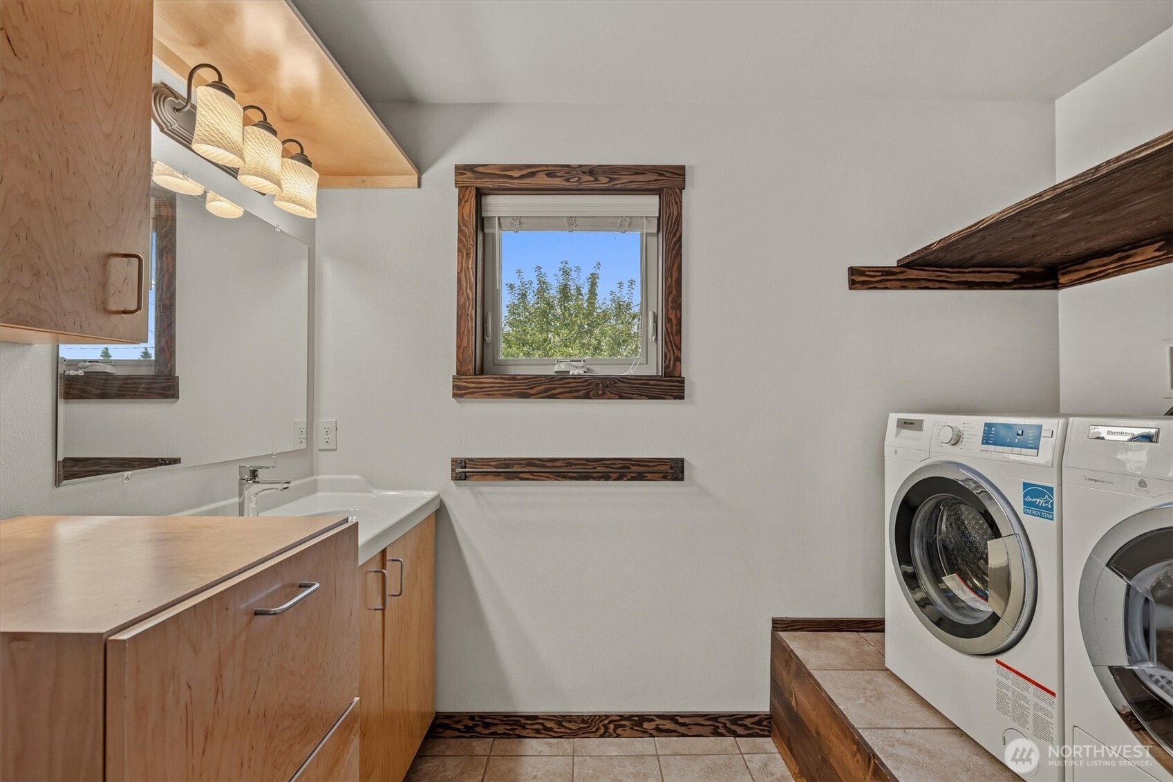 128 Abbott's Alley Property Photo 30