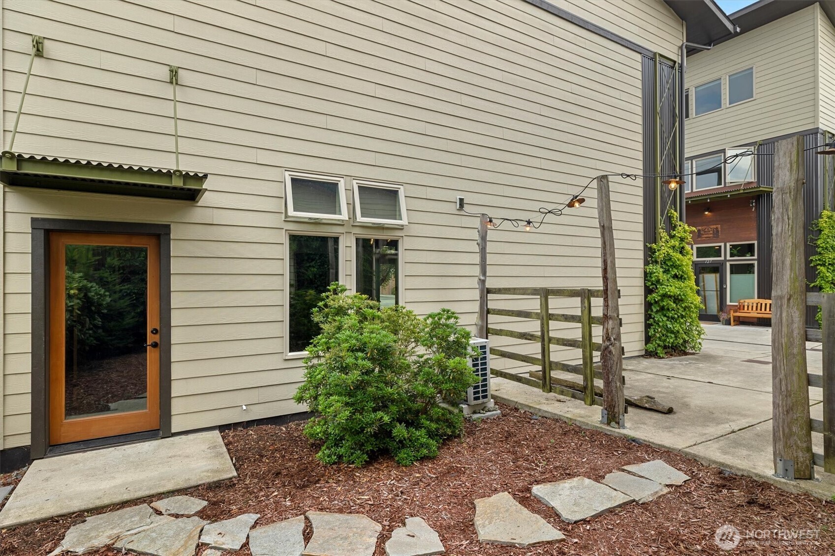 128 Abbott's Alley Property Photo 34