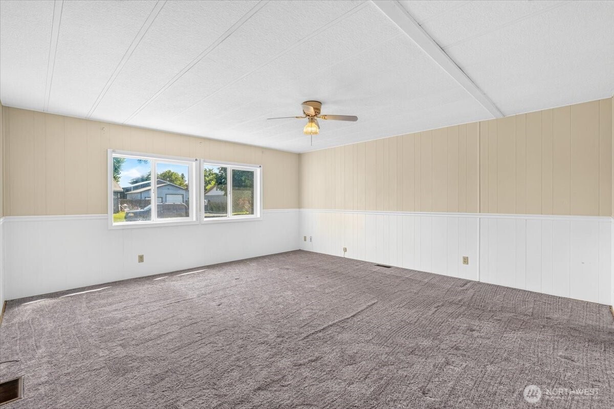 202 Marshall Street Property Photo 21