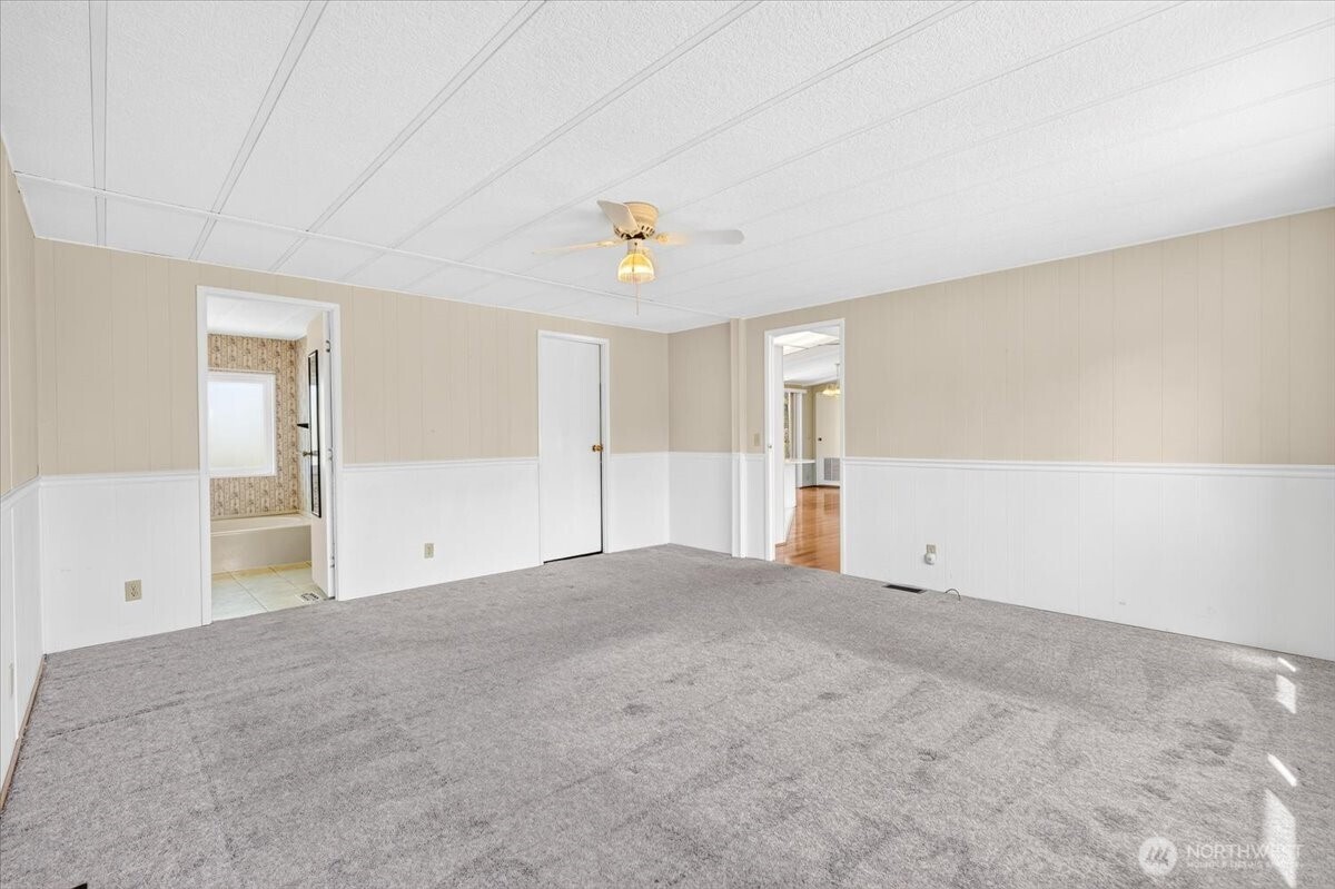 202 Marshall Street Property Photo 22