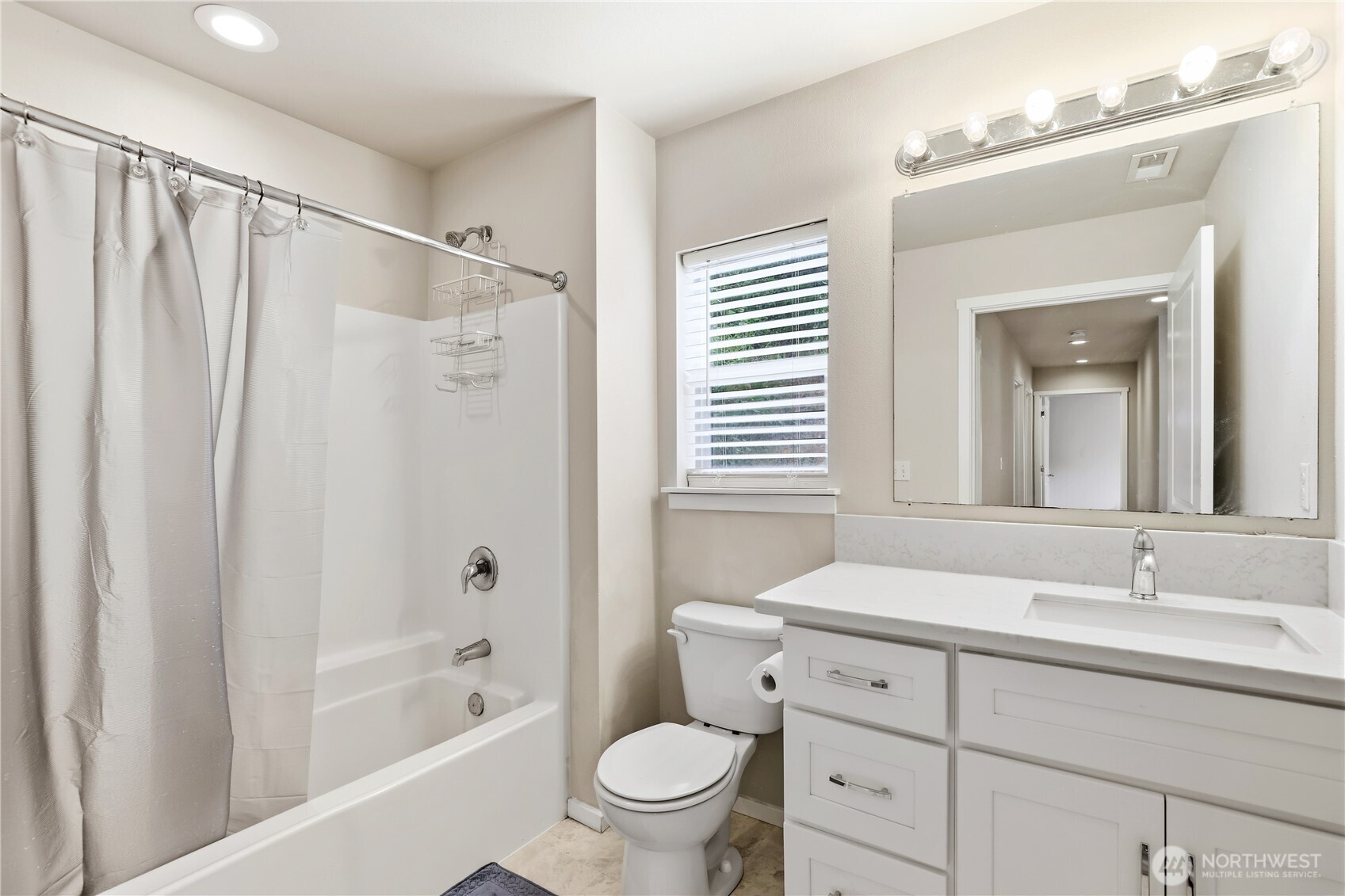 5209 S Trafton Street Property Photo 28