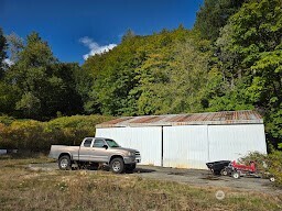 7002 Ocean Beach Highway Property Photo 1