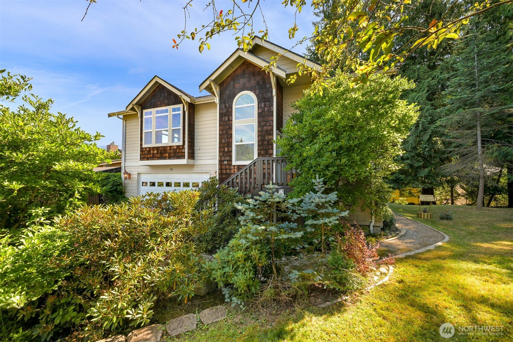 10 Offshore Court Property Photo 3