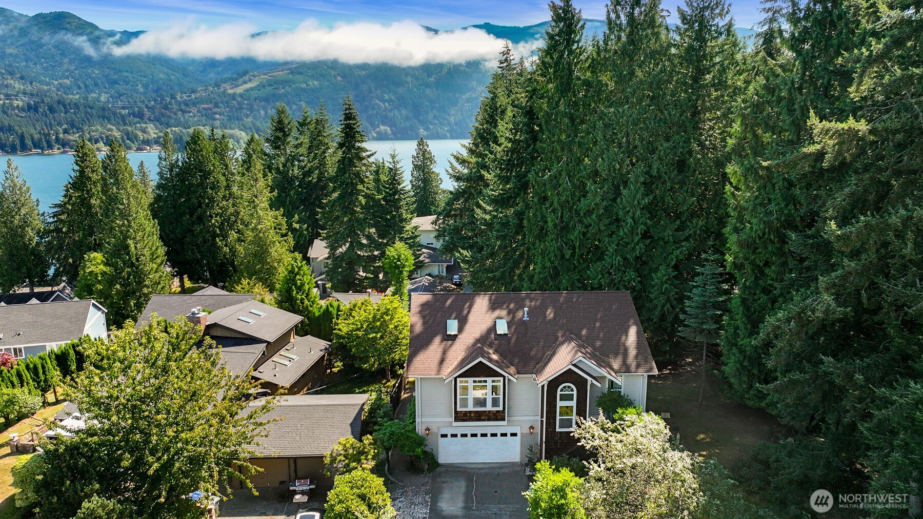 10 Offshore Court Property Photo 3