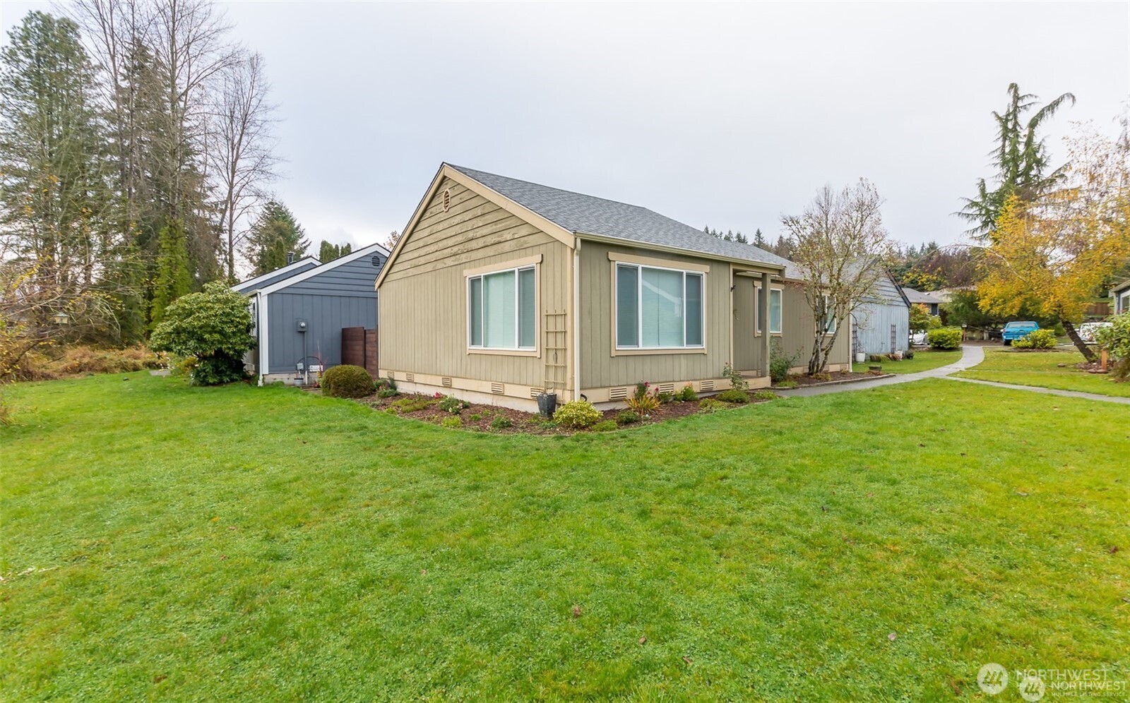 1426 128th Drive Property Photo 2