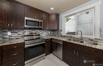 1426 128th Drive Property Photo 13