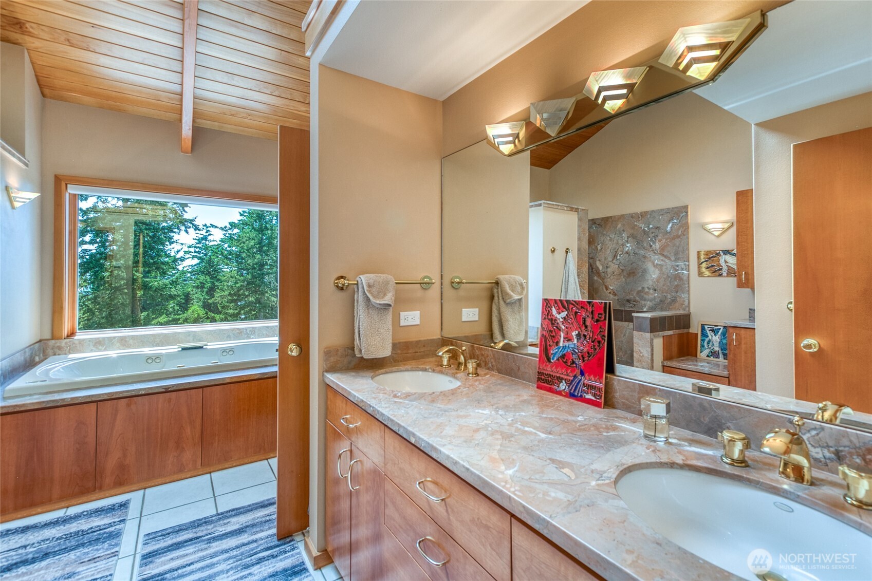 421 Scott Hill Drive Property Photo 16