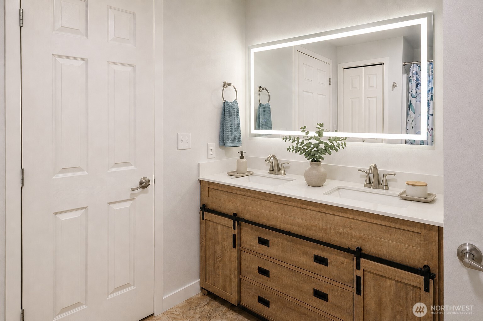 8410 Kaster Drive Property Photo 14