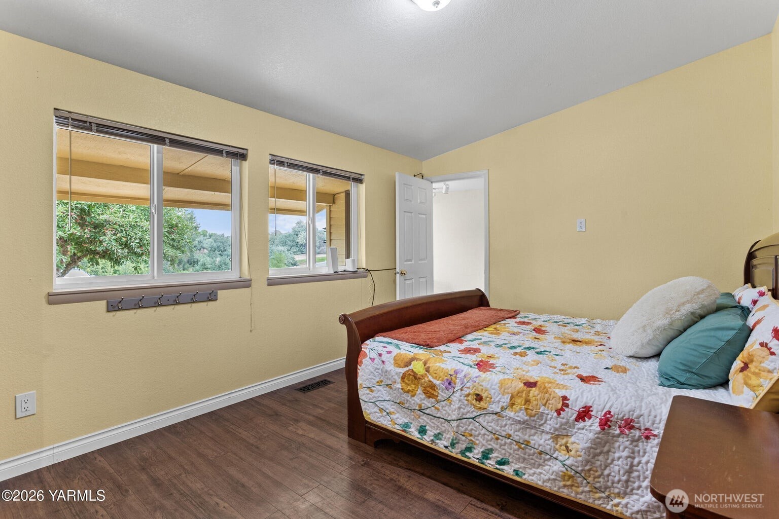 1300 Meadowlark Lane Property Photo 17