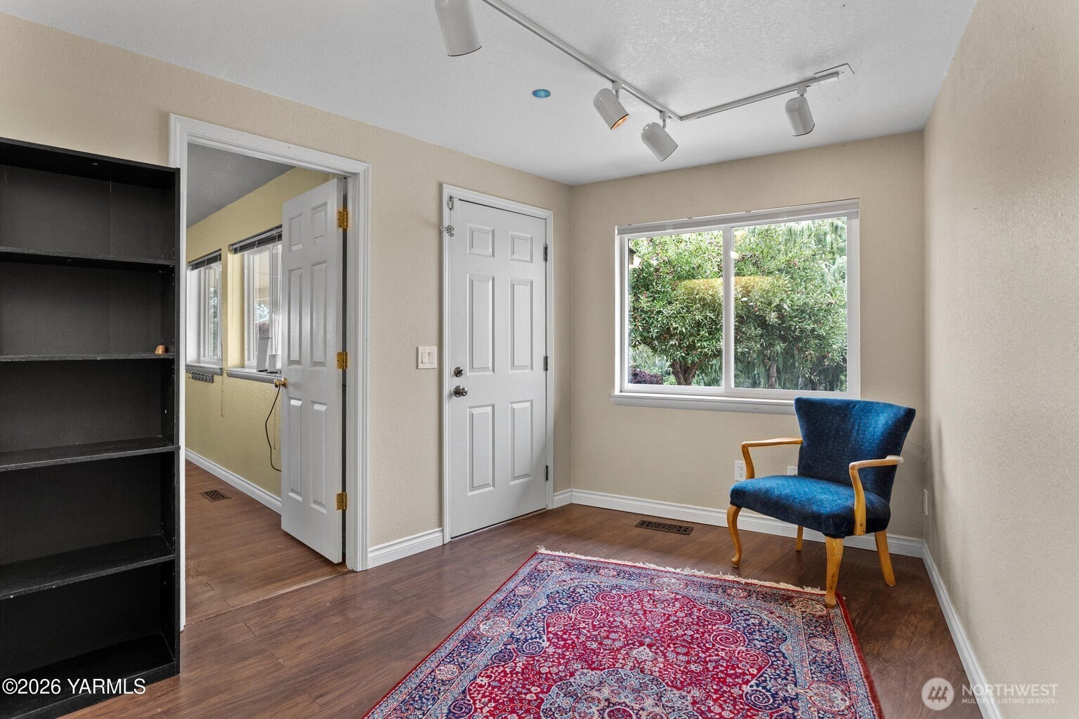 1300 Meadowlark Lane Property Photo 19