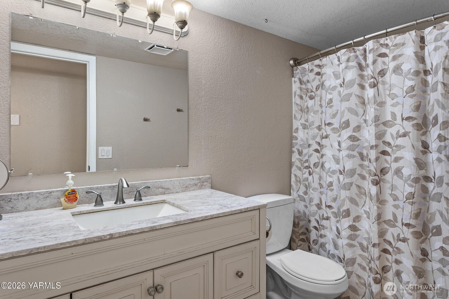 1300 Meadowlark Lane Property Photo 29