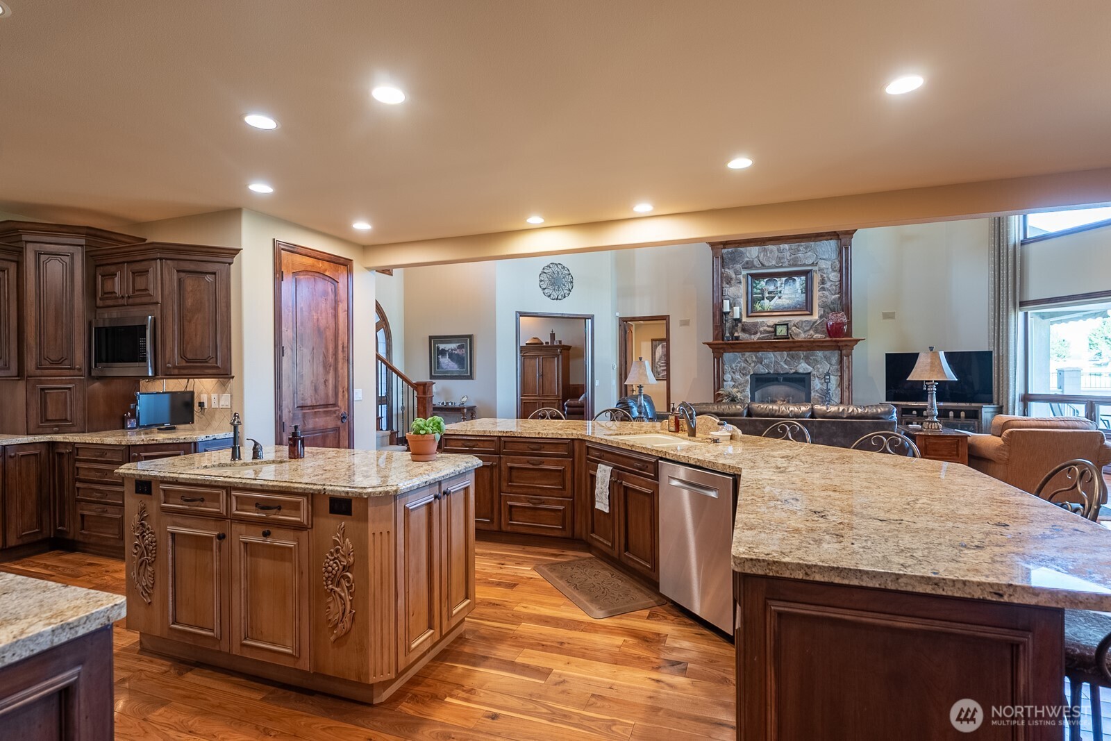 6589 Eagle Drive Property Photo 16
