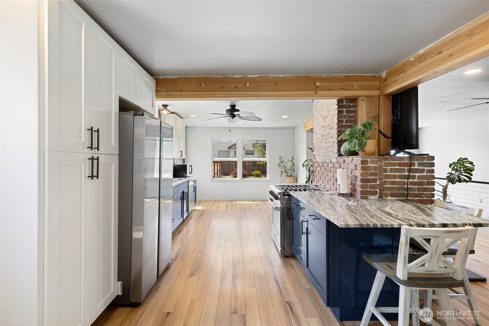 307 4th Street Property Photo 11