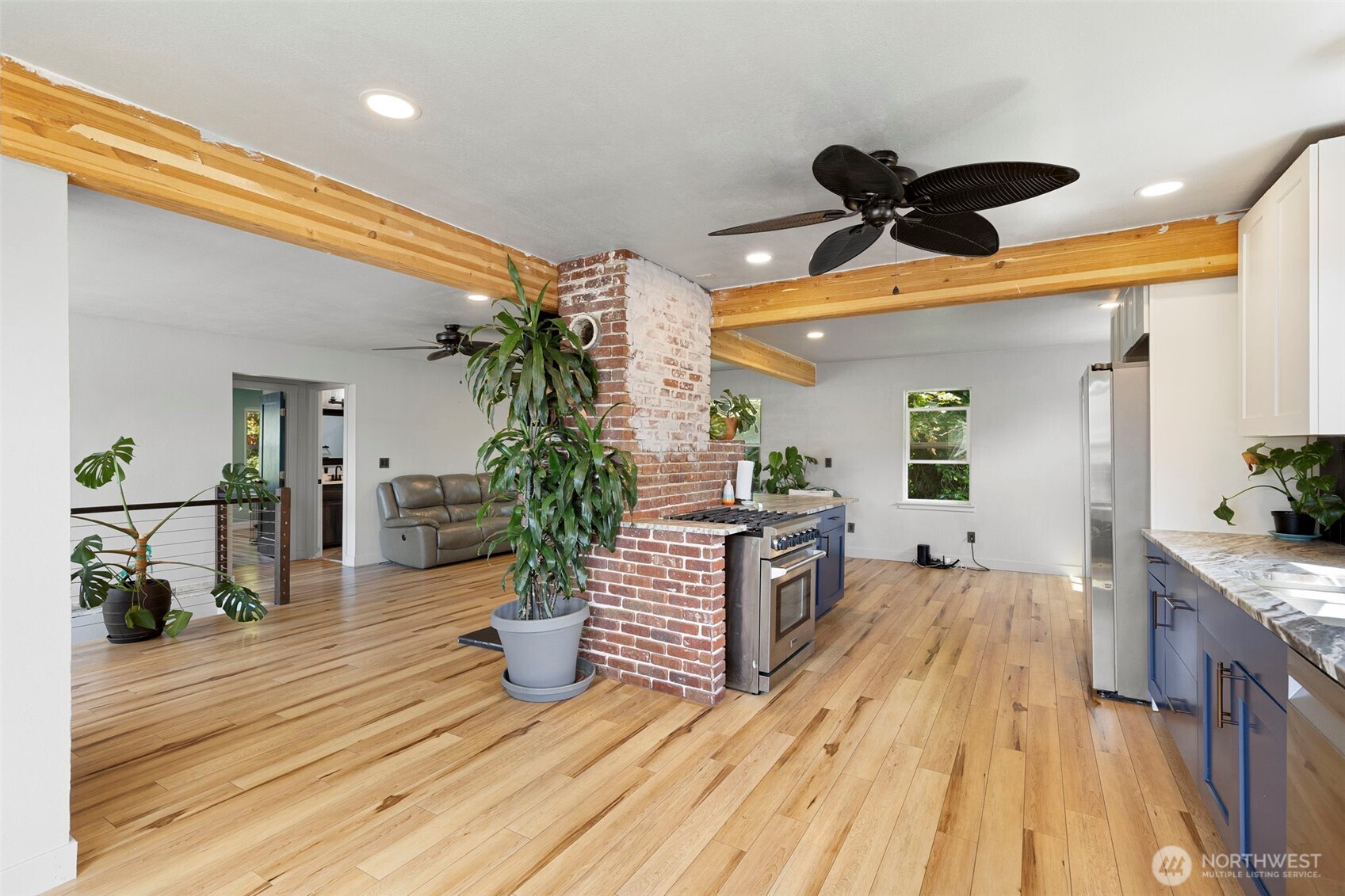 307 4th Street Property Photo 12