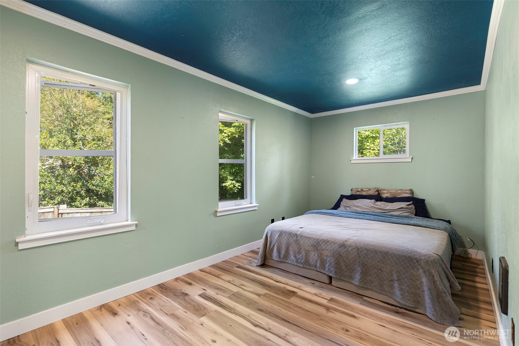 307 4th Street Property Photo 13