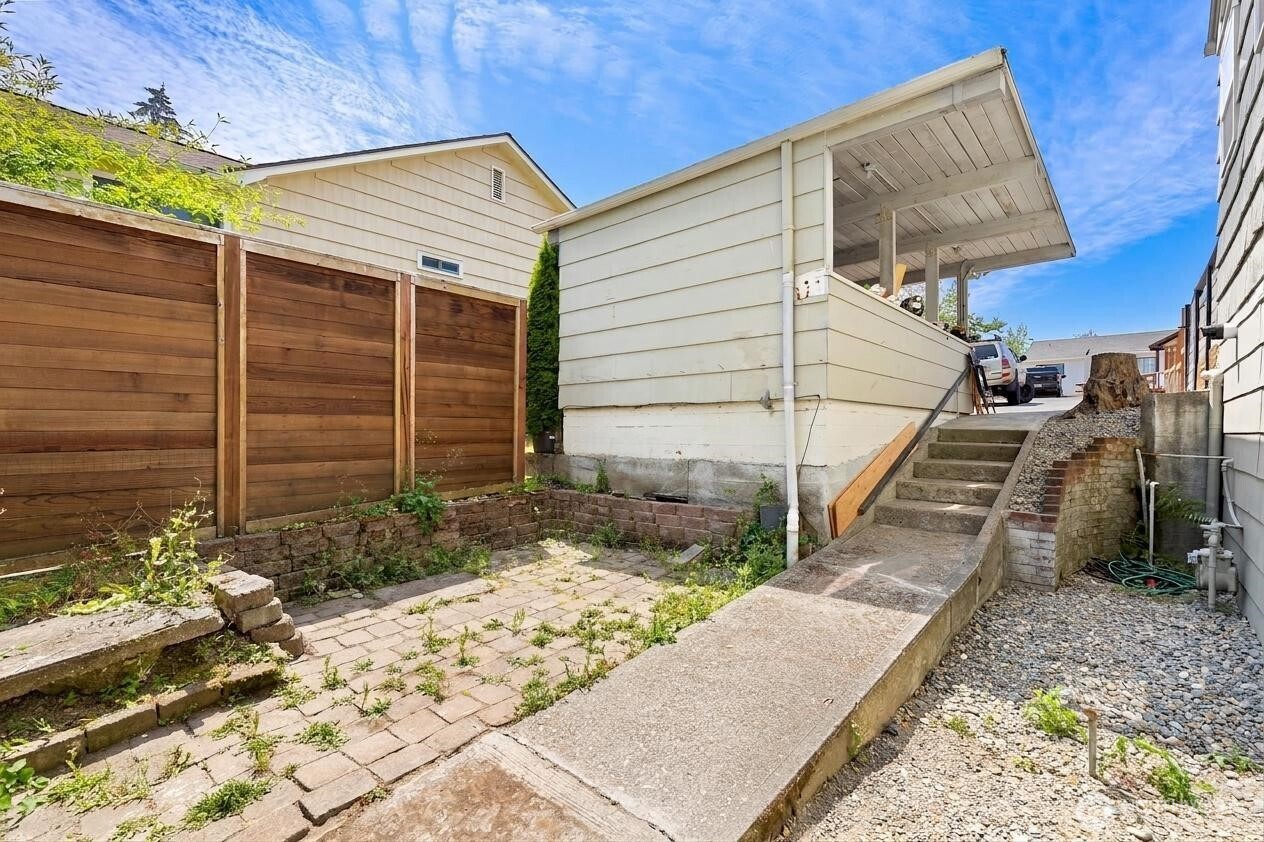 307 4th Street Property Photo 35