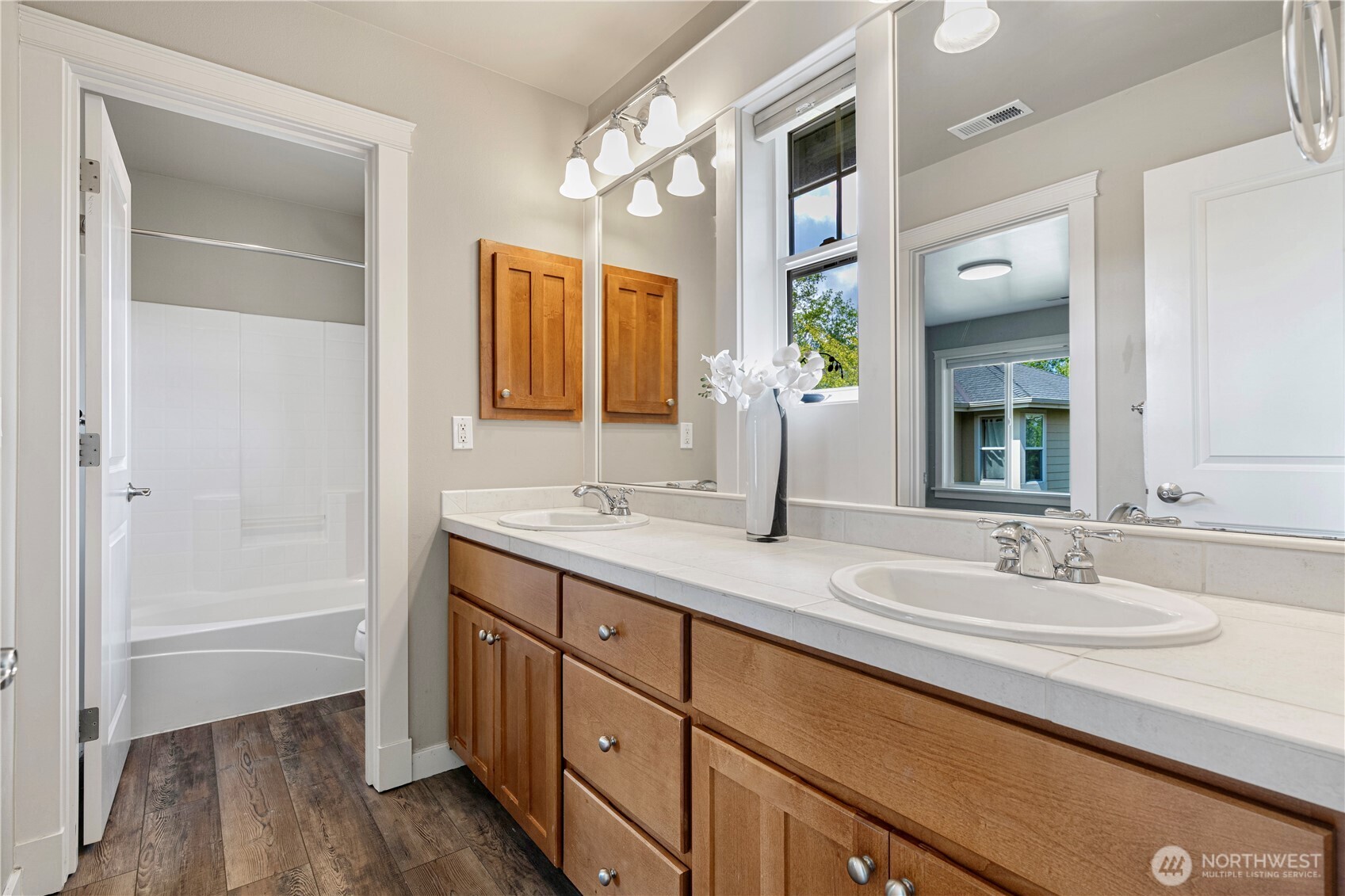 6611 Waterton Circle Property Photo 28