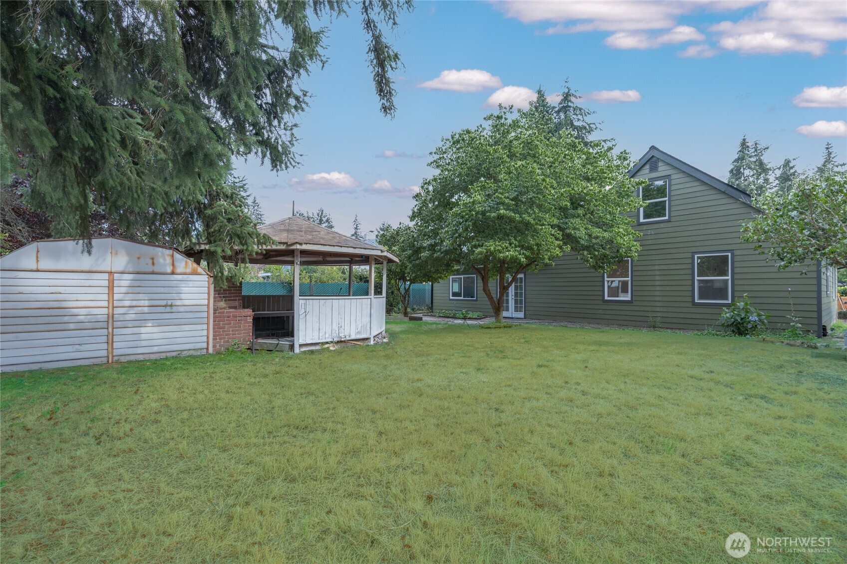 8407 Winona Street Property Photo 31