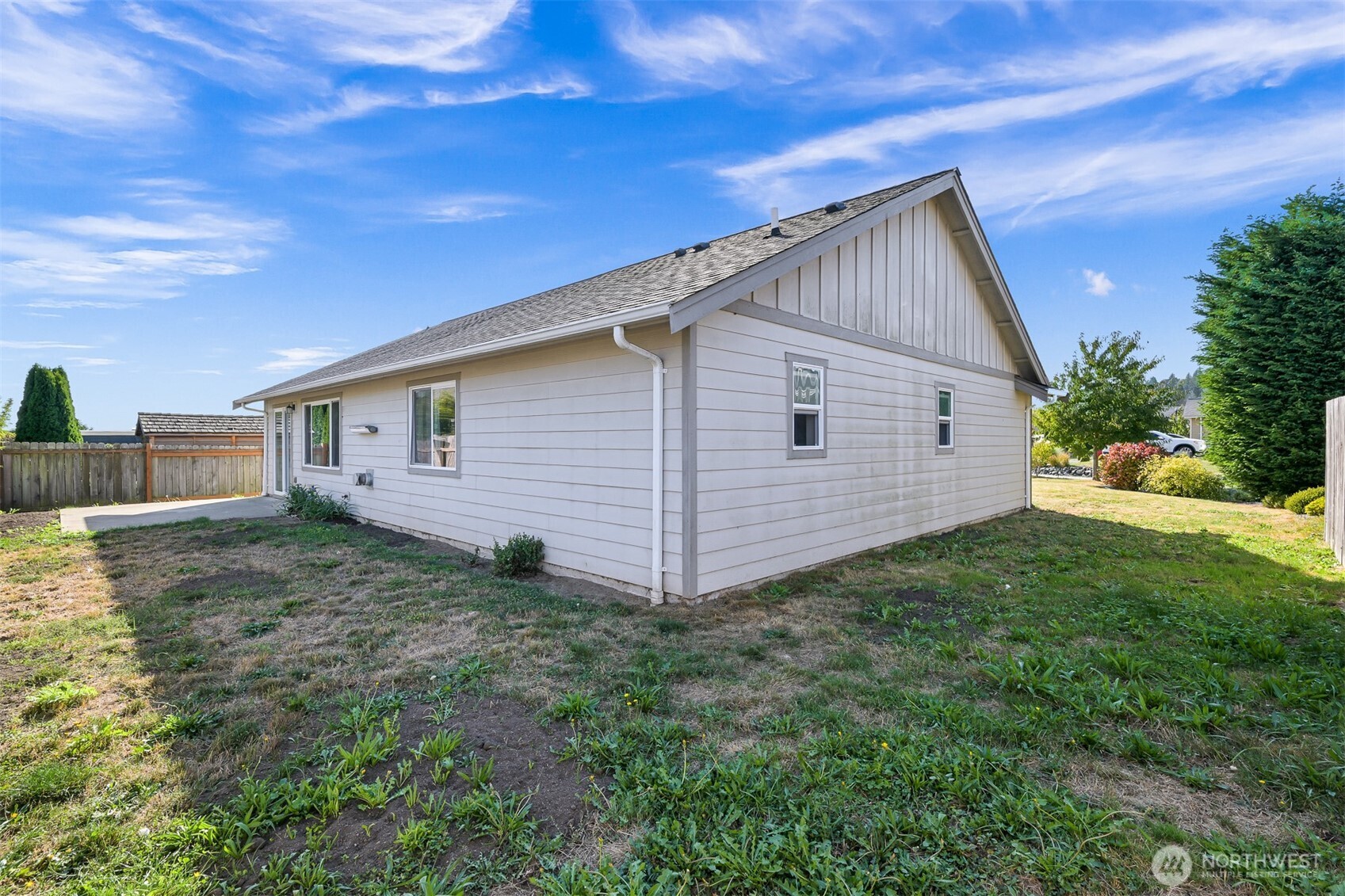 5562 Fisher Place Property Photo 11