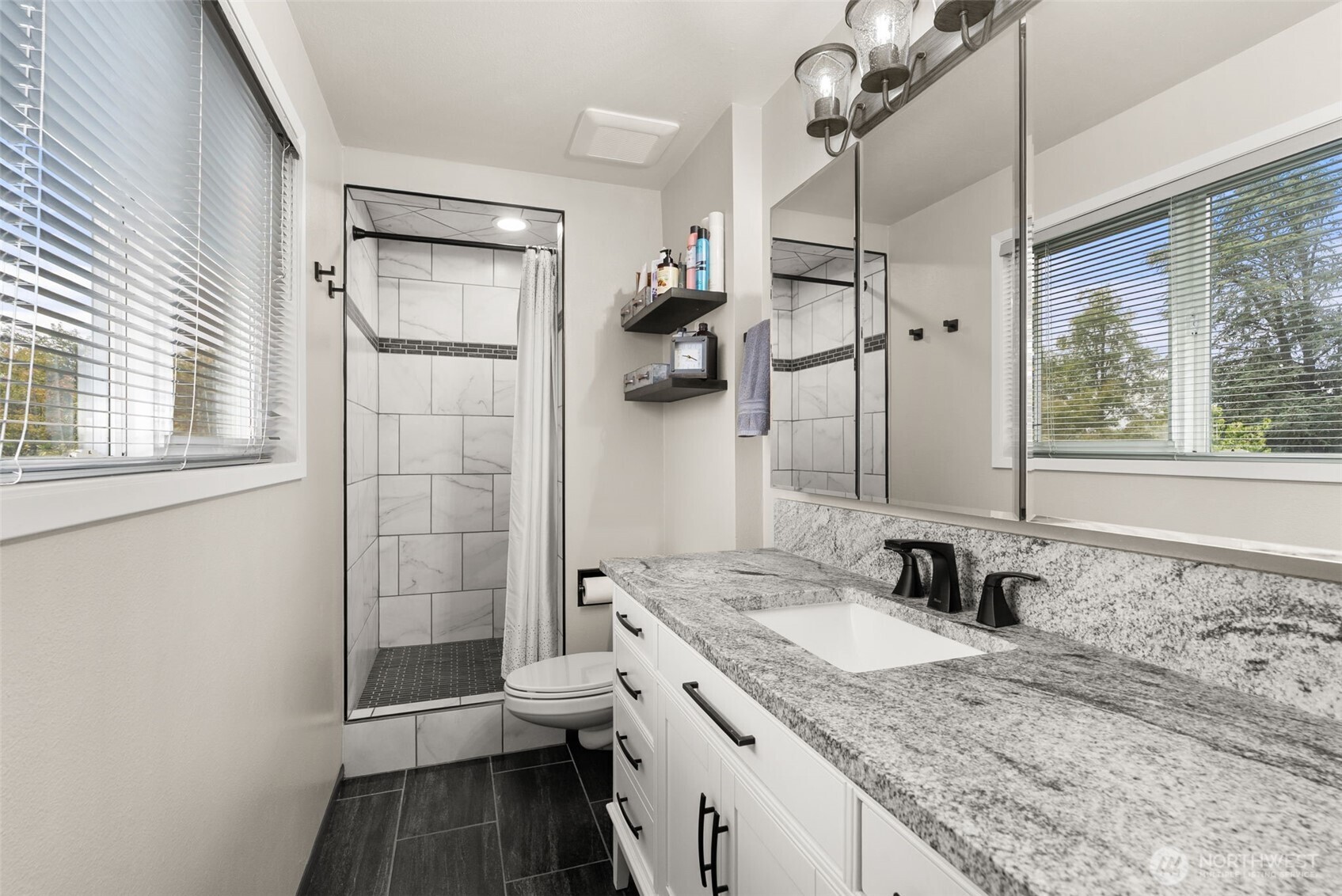1011 Spring Lane Property Photo 21