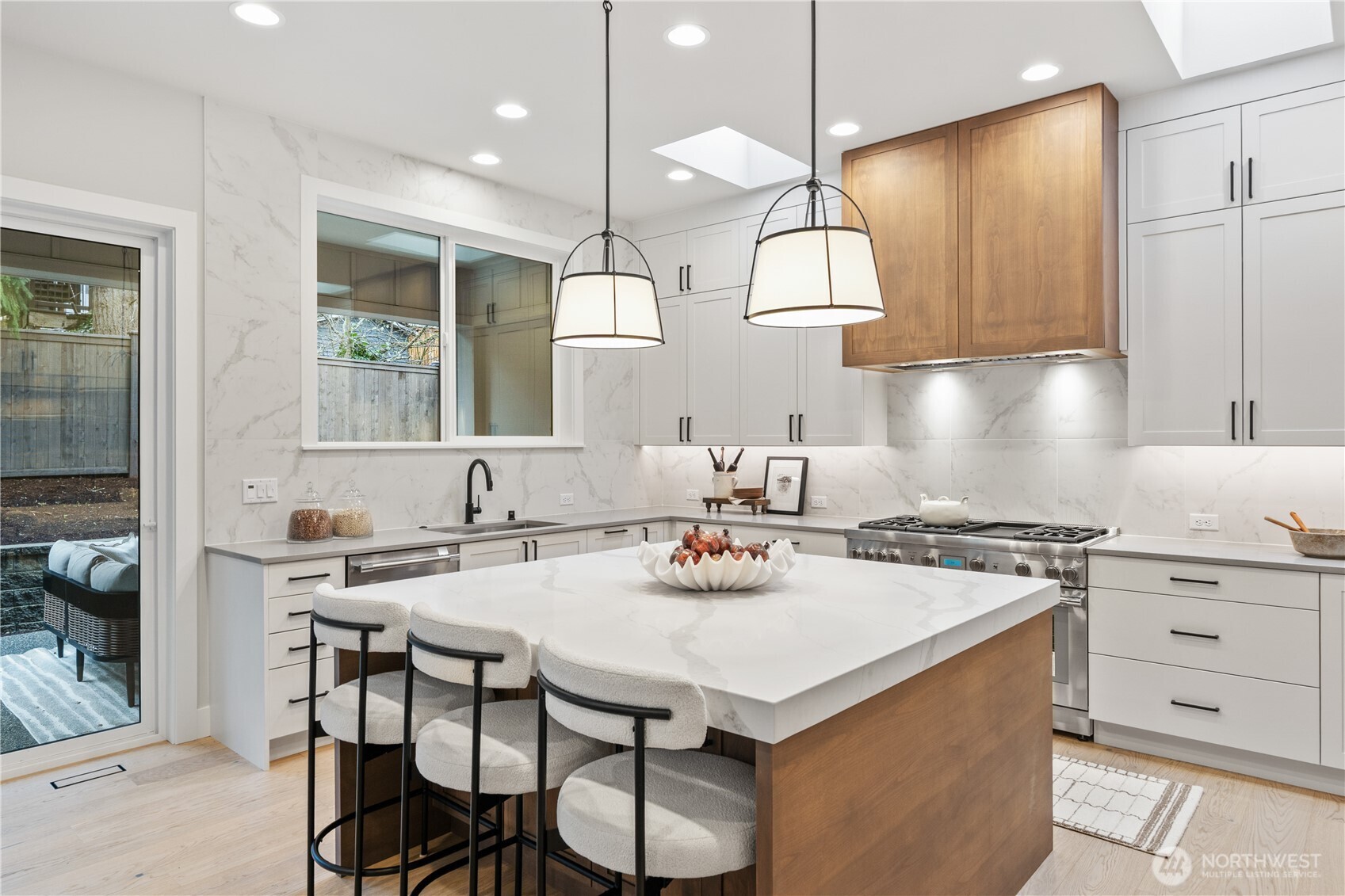 1606 146th Avenue Property Photo 7