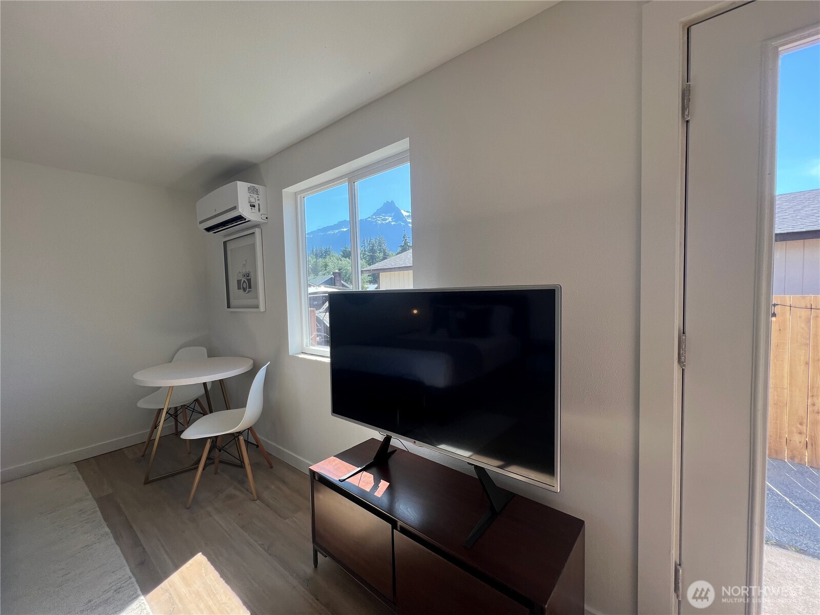 1180 Cascade Street Property Photo 25