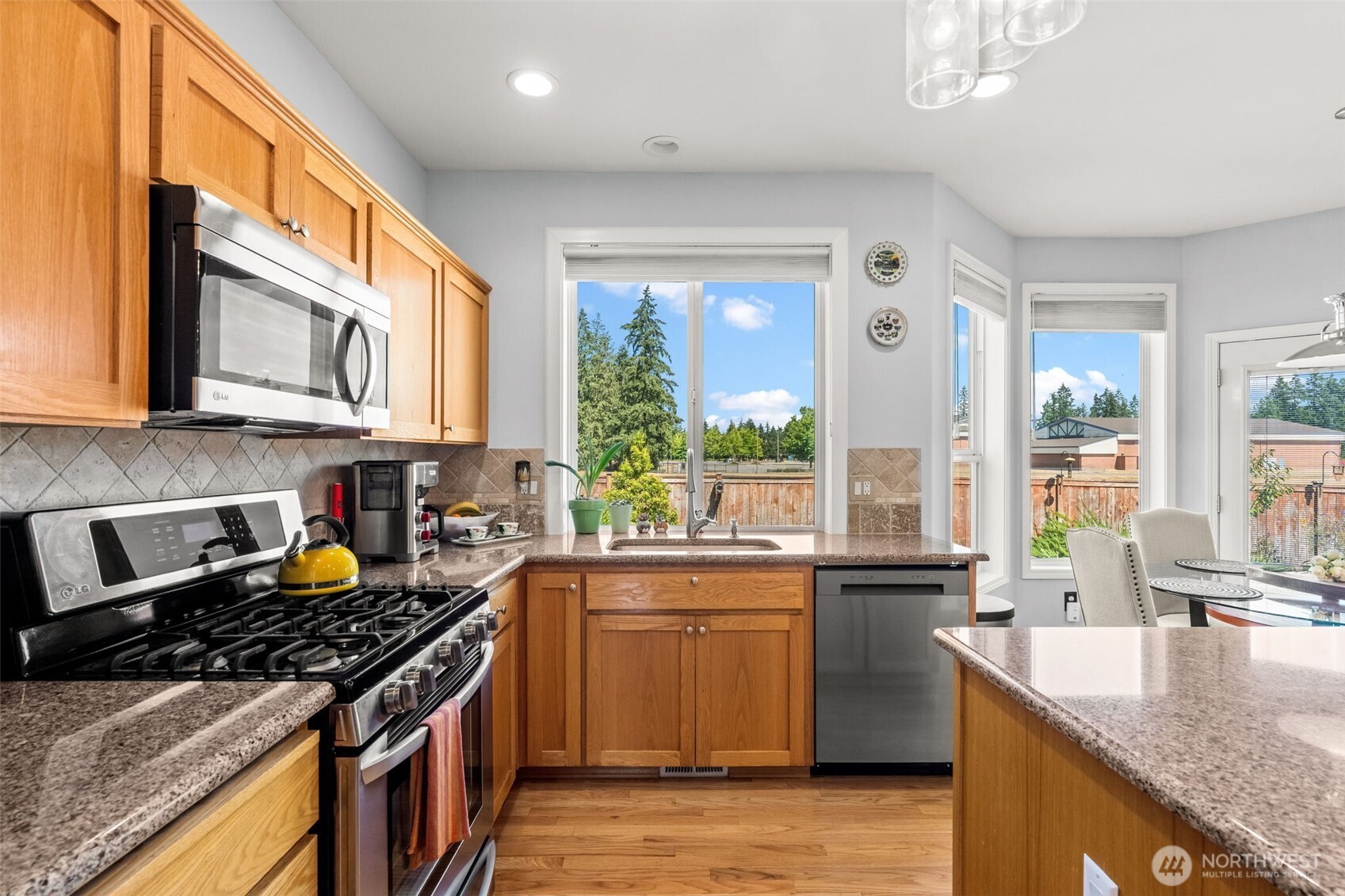 16805 95th Avenue Property Photo 10