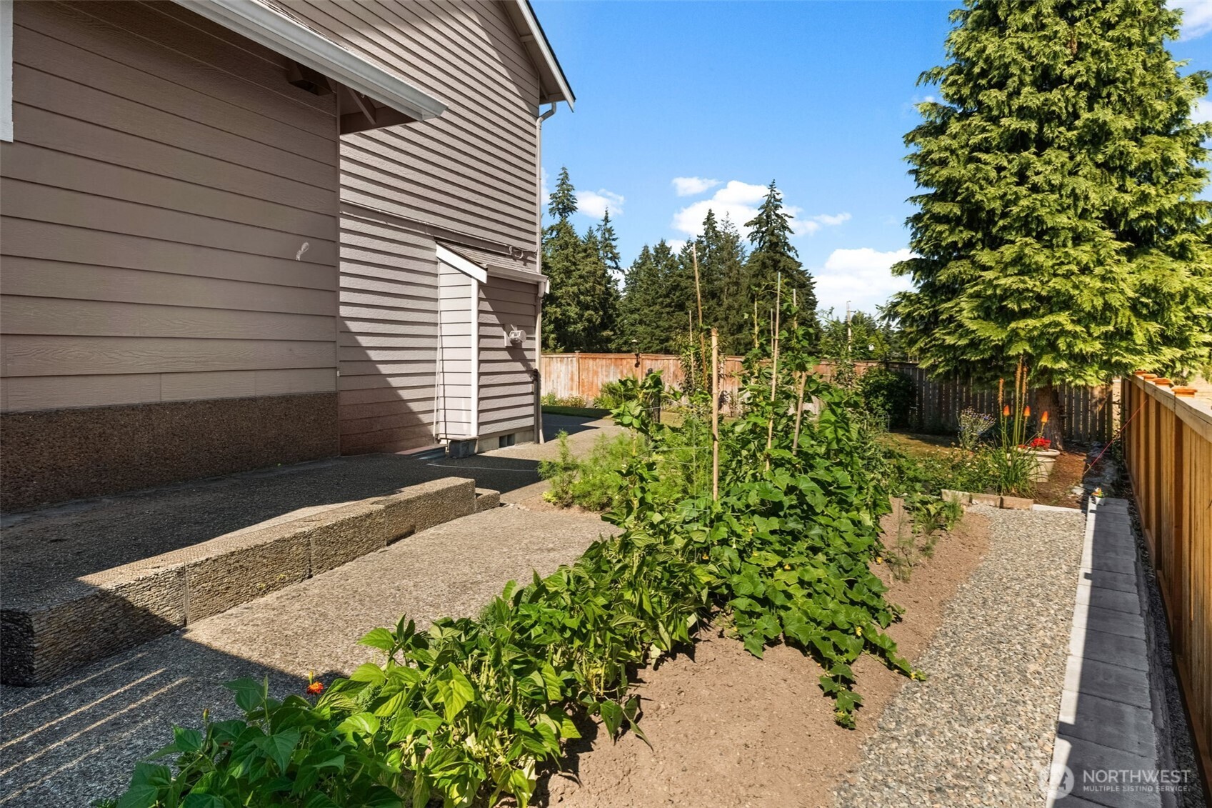 16805 95th Avenue Property Photo 30