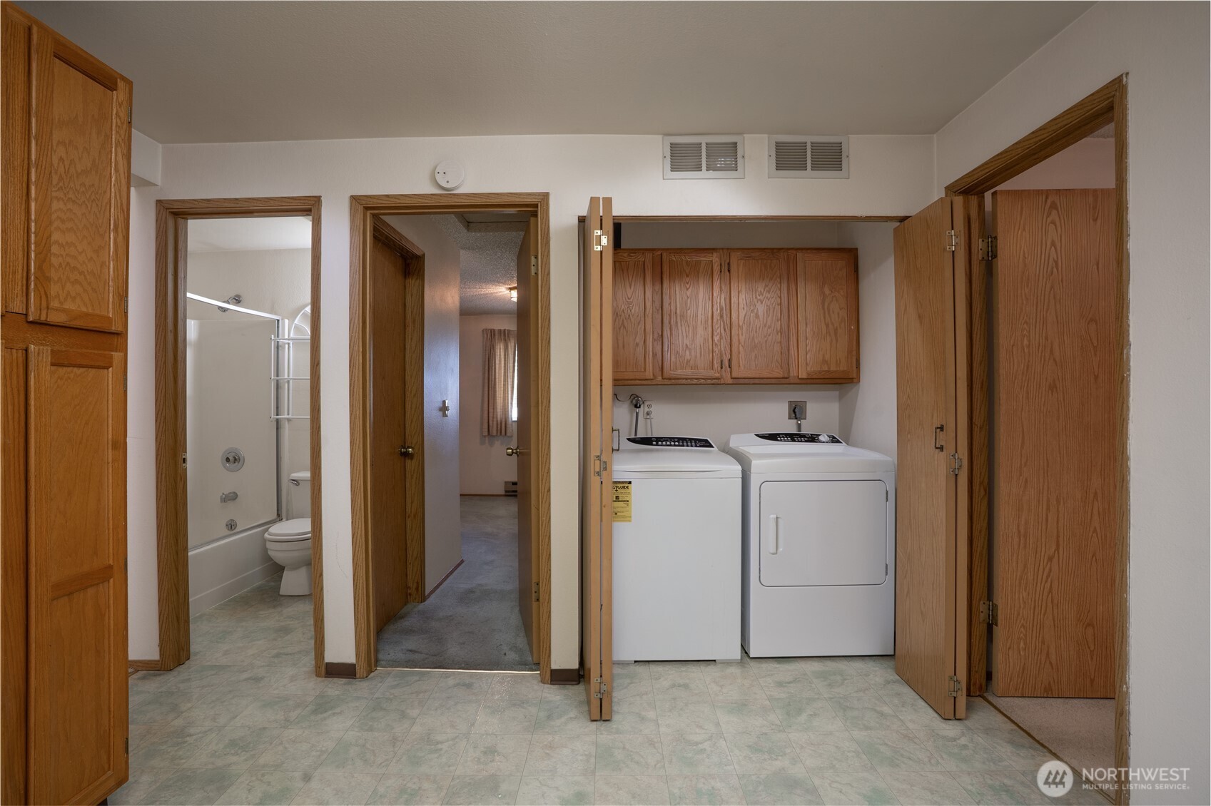 3216 S 15th Street Property Photo 15