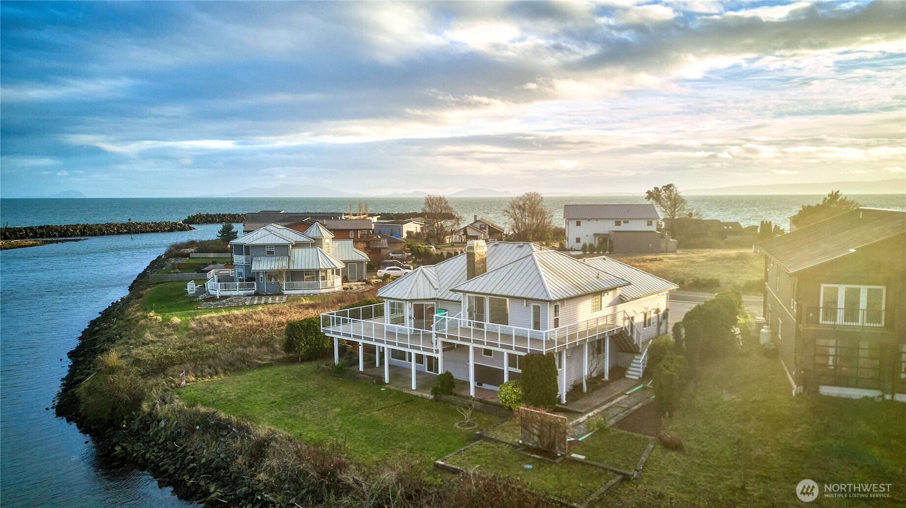 1648 Harbor Seal Drive Property Photo 1