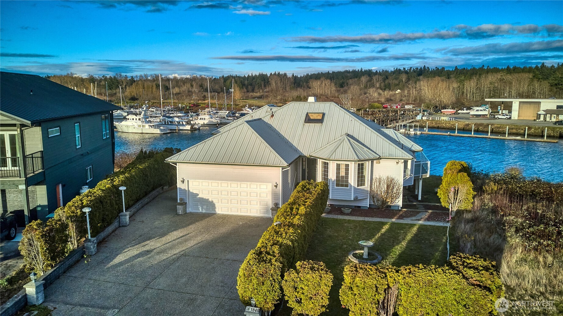 1648 Harbor Seal Drive Property Photo 2