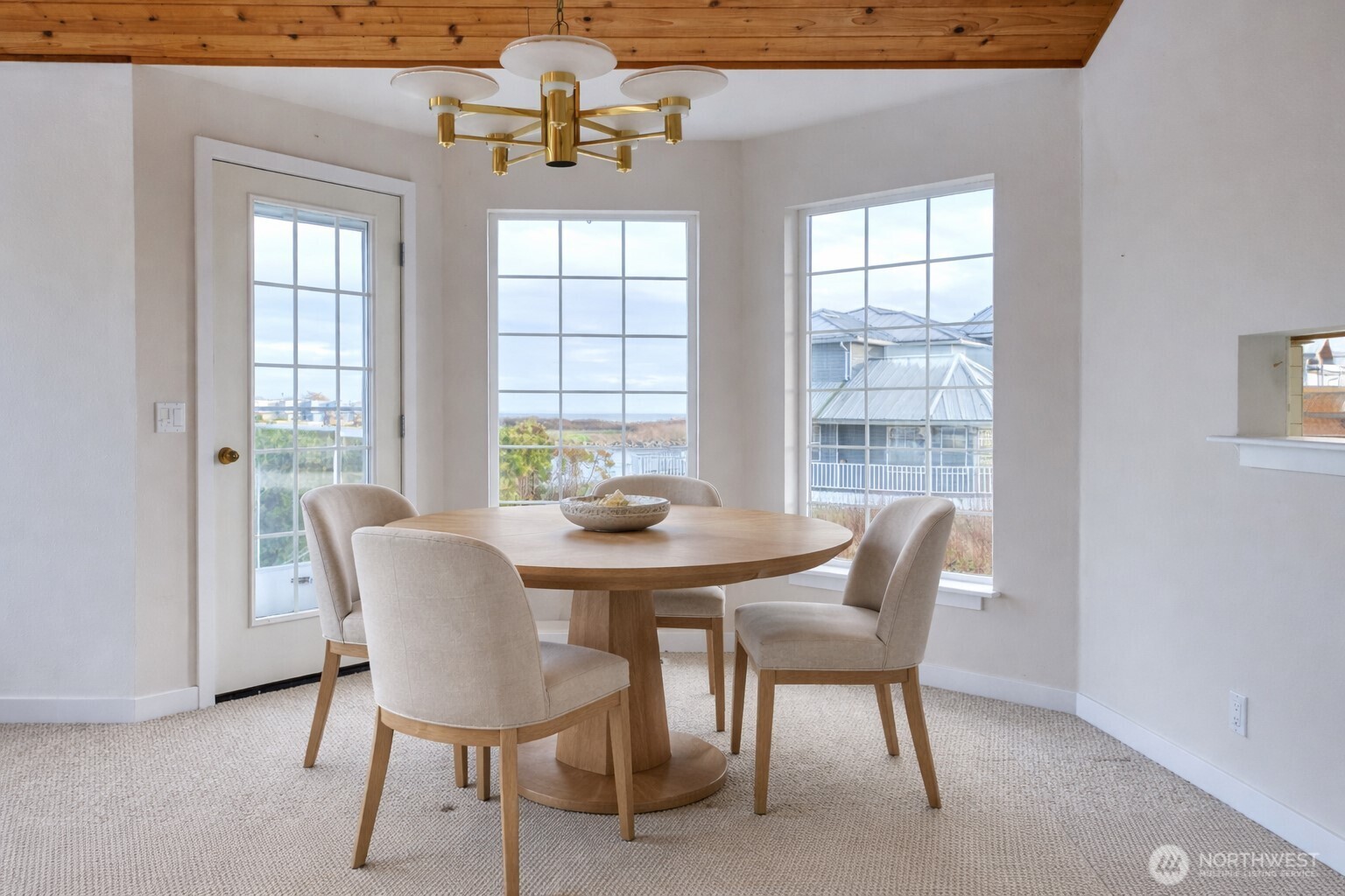 1648 Harbor Seal Drive Property Photo 10