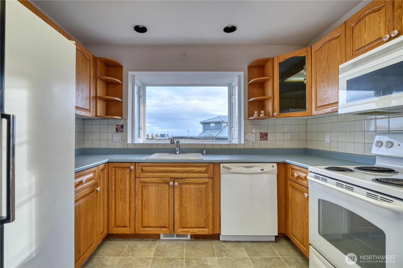 1648 Harbor Seal Drive Property Photo 11